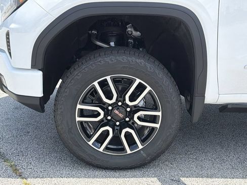 New 2026 GMC Sierra 1500 AT4 w/ Technology Package AWD/4WD image 24