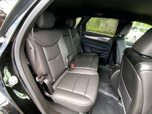 Used 2025 Cadillac XT5 Luxury w/ LPO, Floor Liner Package AWD/4WD image 27