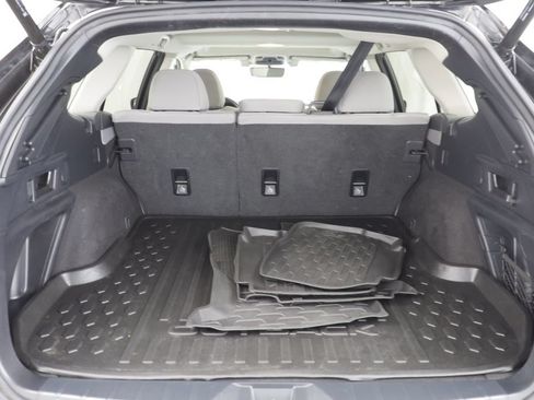 Used 2022 Subaru Outback Premium AWD/4WD image 18