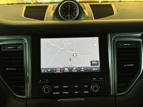 Used 2017 Porsche Macan S AWD/4WD image 13