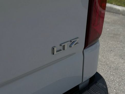 Used 2024 Chevrolet Silverado 1500 LTZ w/ LTZ Premium Package AWD/4WD image 12