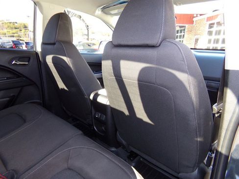 Used 2019 Chevrolet Colorado LT w/ LT Convenience Package image 31