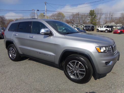 Used 2019 Jeep Grand Cherokee Limited image 5