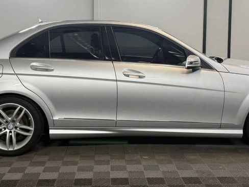 Used 2013 Mercedes-Benz C 250 Sedan image 2