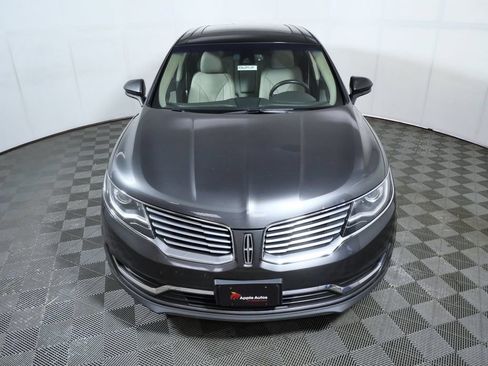 Used 2017 Lincoln MKX Reserve w/ Lincoln MKX Climate Package AWD/4WD image 3