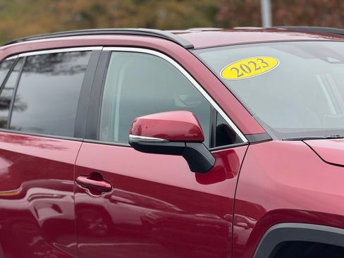 Used 2023 Toyota RAV4 XLE image 7