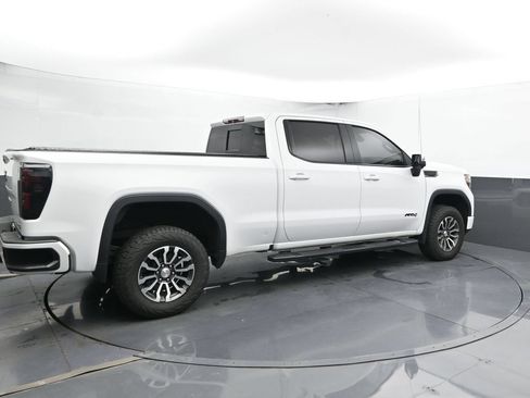 Used 2019 GMC Sierra 1500 AT4 w/ Off Road Performance Package AWD/4WD image 3