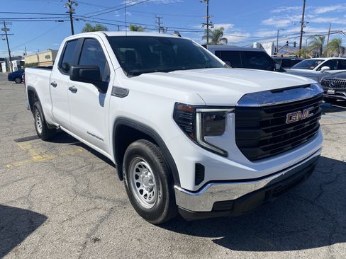 Used 2024 GMC Sierra 1500 Pro w/ Convenience Package RWD image 8