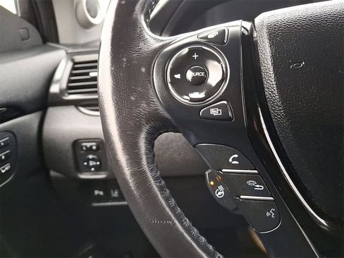 Used 2017 Honda Pilot Elite image 17