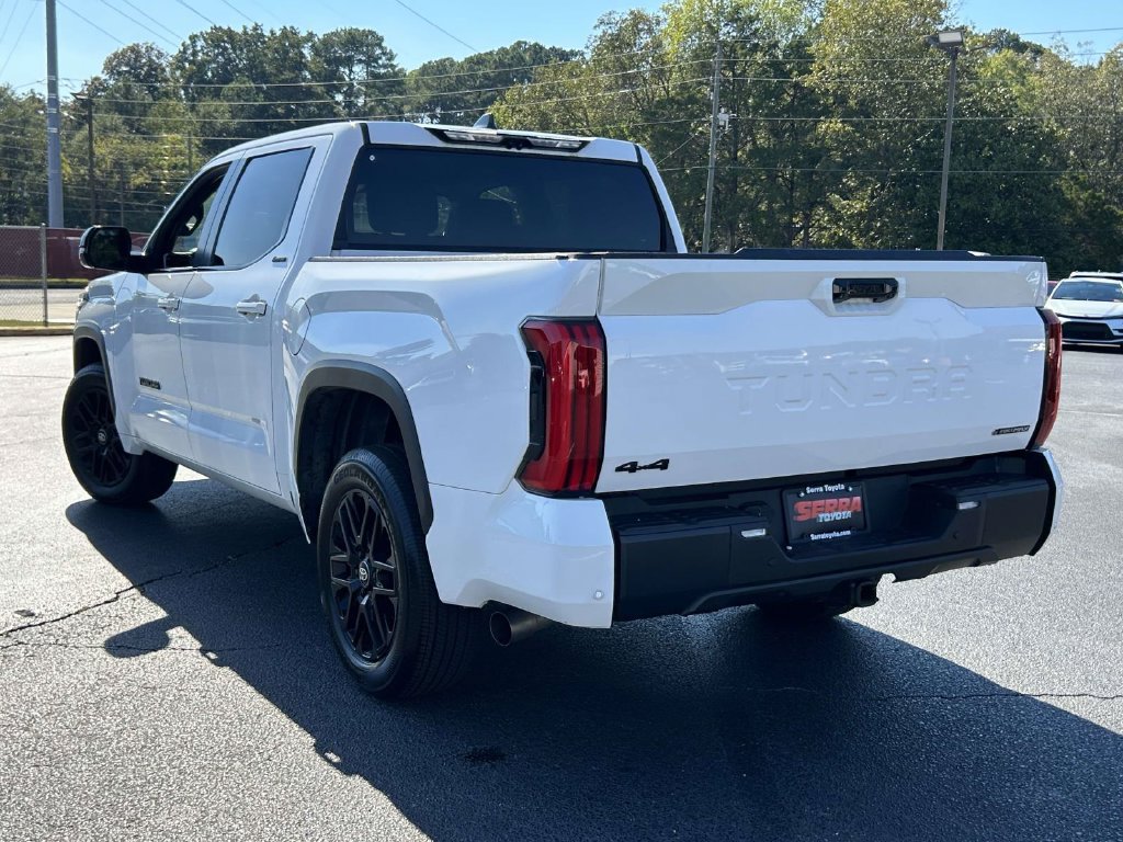 Used 2025 Toyota Tundra Limited AWD/4WD image 5