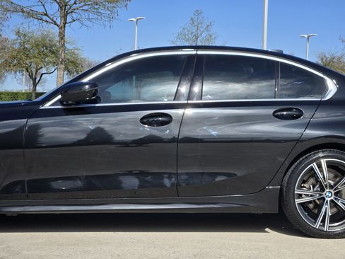 Used 2021 BMW 330i Sedan w/ Convenience Package image 15