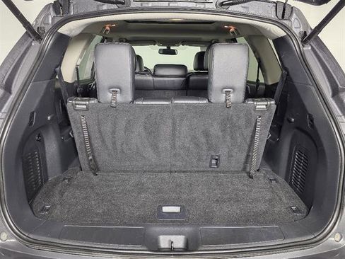 Used 2018 Nissan Pathfinder Platinum AWD/4WD image 22