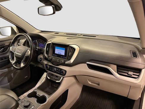 Used 2022 GMC Terrain SLT w/ Infotainment Package II FWD image 28