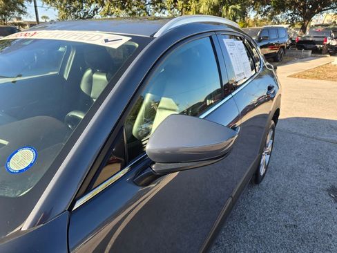 Used 2020 MAZDA CX-30 FWD w/ Premium Package image 10