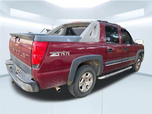 Used 2004 Chevrolet Avalanche Z66 w/ Preferred Equipment Group image 11