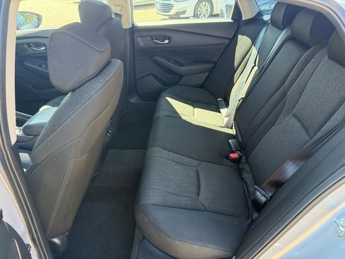 Used 2025 Honda Accord SE image 12