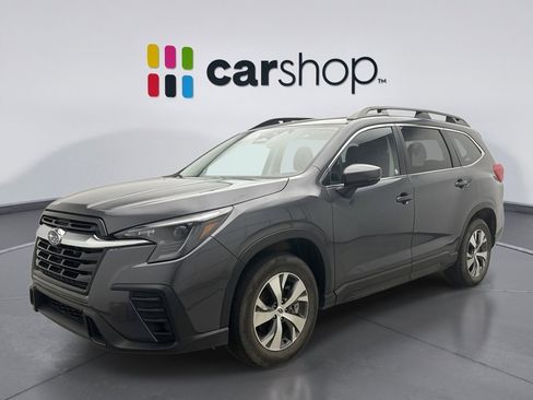 Used 2025 Subaru Ascent Premium AWD/4WD image 1