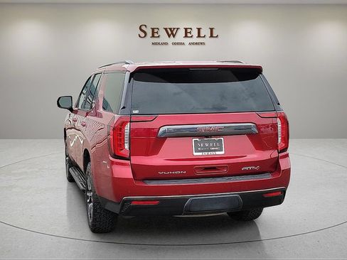 Used 2023 GMC Yukon AT4 AWD/4WD image 3