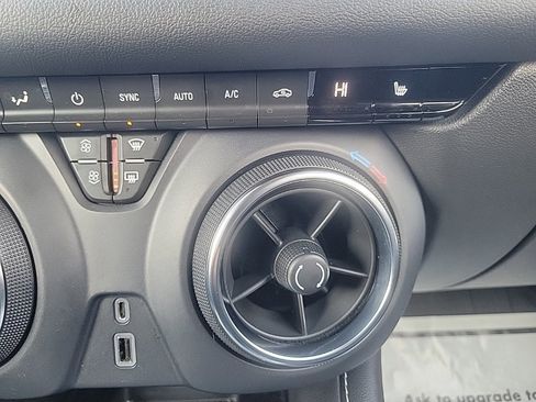 Certified 2023 Chevrolet Blazer LT w/ Convenience Package image 18