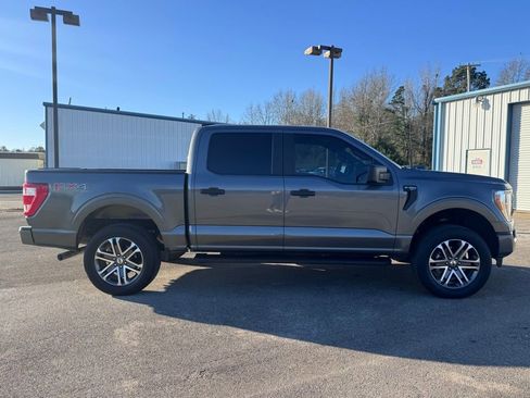 Used 2022 Ford F150 XL w/ STX Appearance Package image 6