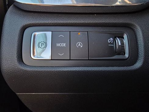 New 2026 GMC Acadia Elevation image 13