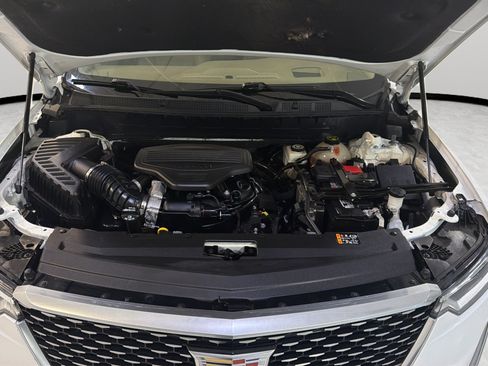 Used 2020 Cadillac XT6 Premium Luxury w/ Platinum Package AWD/4WD image 22