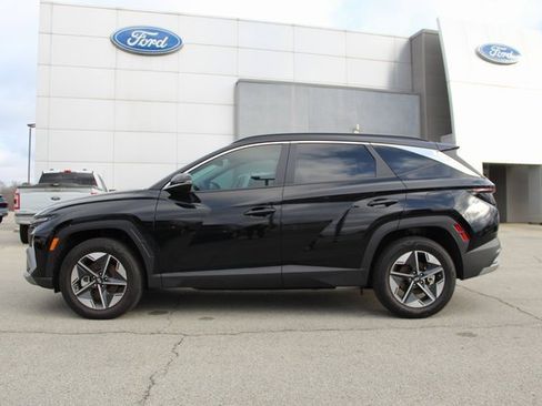 Used 2025 Hyundai Tucson SEL image 2