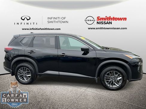 Used 2025 Nissan Rogue S AWD/4WD image 7
