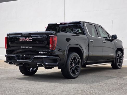 Used 2023 GMC Sierra 1500 Denali w/ Denali Reserve Package AWD/4WD image 5