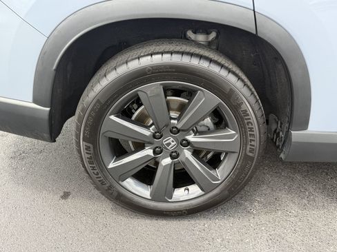 Used 2023 Honda Pilot Sport image 35