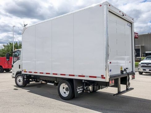 New 2025 Chevrolet Low Cab Forward image 5