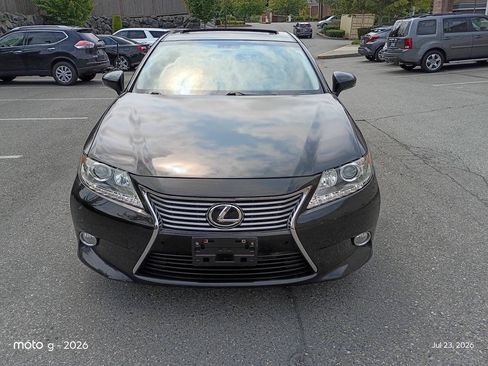 Used 2013 Lexus ES 350 w/ Premium Pkg FWD image 3