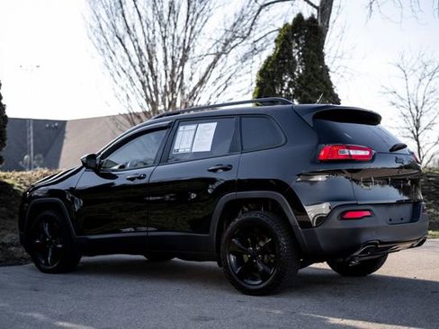 Used 2015 Jeep Cherokee Latitude FWD image 7