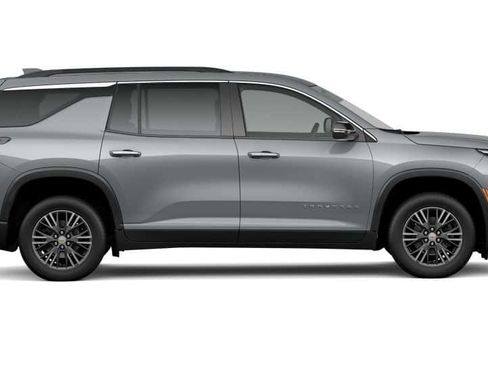 New 2026 Chevrolet Traverse LT FWD image 32
