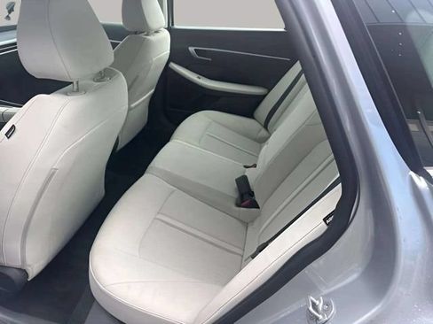 Used 2025 Hyundai Sonata SEL FWD image 8