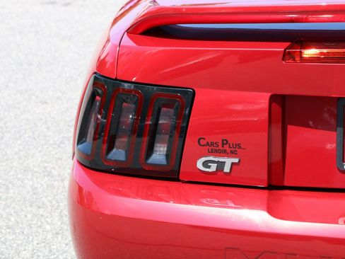 Used 2000 Ford Mustang GT RWD image 5