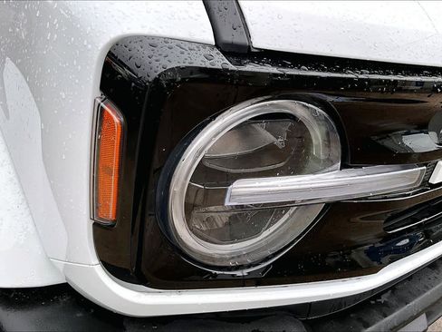 Certified 2025 Ford Bronco Outer Banks AWD/4WD image 27