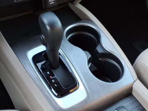 Certified 2017 Honda Pilot LX image 22