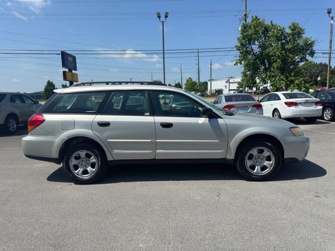 Used 2007 Subaru Outback 2.5i AWD/4WD image 8