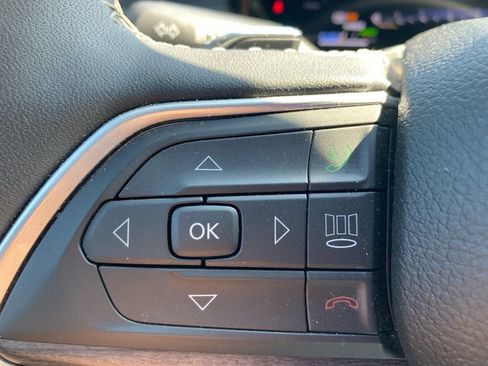 Certified 2024 Jeep Grand Cherokee Limited 4xe AWD/4WD image 29