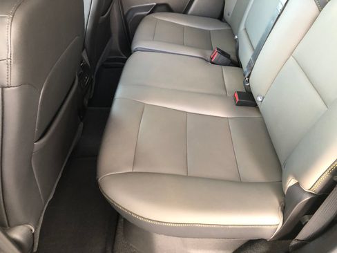 Used 2023 Chevrolet Colorado ZR2 w/ ZR2 Convenience Package III AWD/4WD image 10