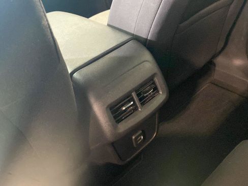 Used 2024 Chevrolet Equinox LS FWD image 22
