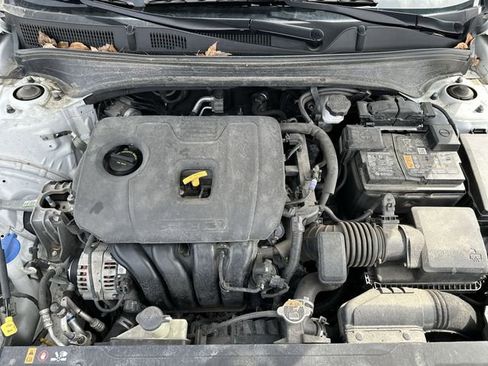 Used 2024 Kia Forte LXS FWD image 19