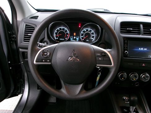 Used 2025 Mitsubishi Outlander Sport ES AWD/4WD image 6