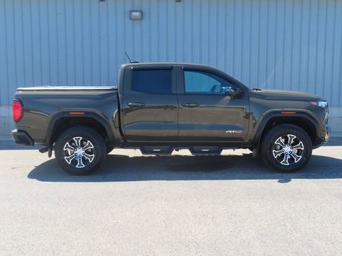 Used 2025 GMC Canyon AT4 w/ Technology Plus Package AWD/4WD image 2