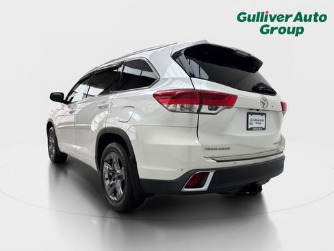 Used 2018 Toyota Highlander Limited Platinum AWD/4WD image 5
