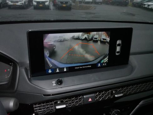 Certified 2025 Honda Accord Touring image 31