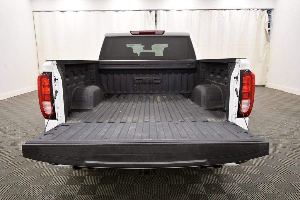 Used 2024 GMC Sierra 1500 Elevation w/ X31 Off-Road Package AWD/4WD image 7