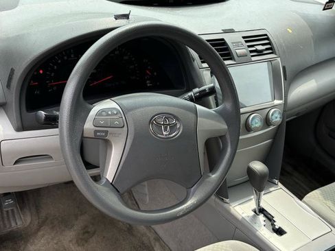 Used 2008 Toyota Camry LE FWD image 16