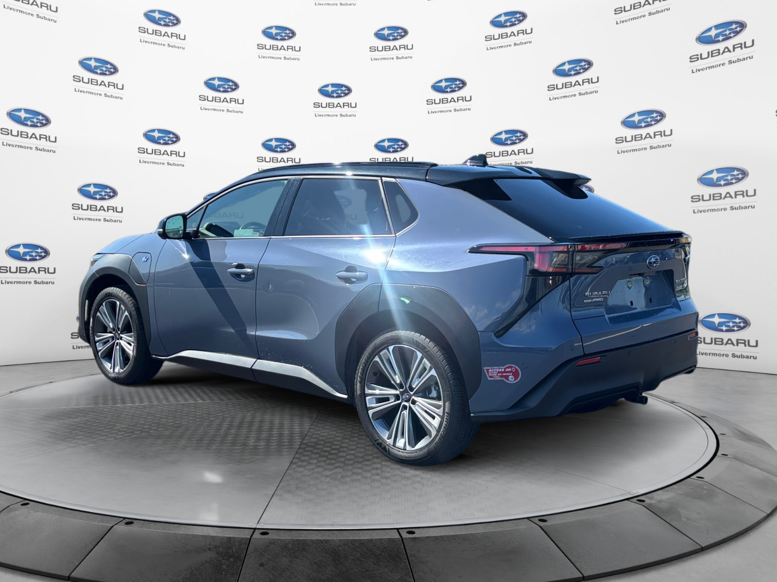 Used 2023 Subaru Solterra AWD image 5